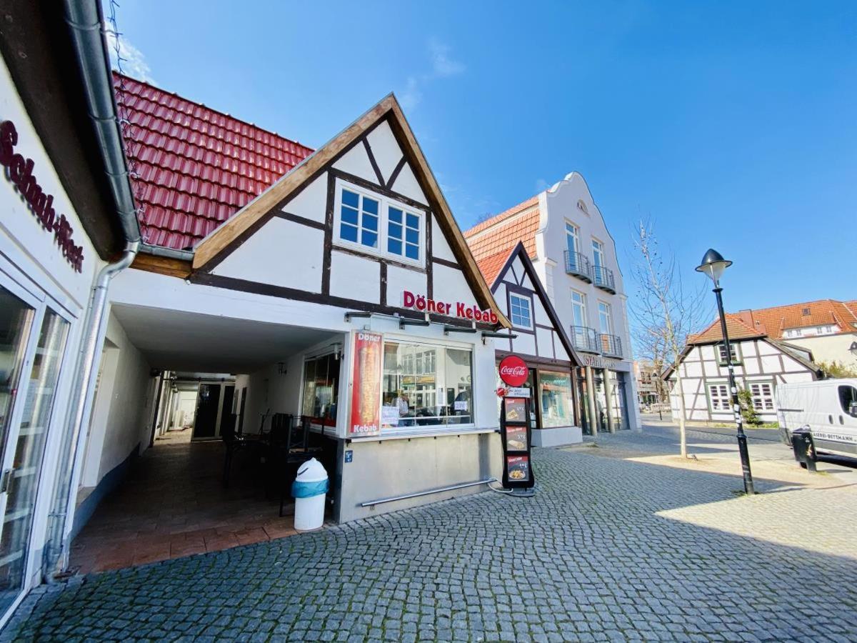 Strandmuschel, Ca 100M Z. Alten Strom Rostock Luaran gambar